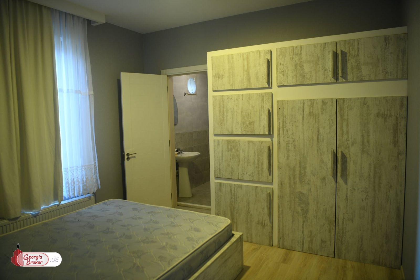 იყიდება ახალი გარემონტებული 7 ოთახიანი სახლი  ივერთუბანში